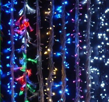 Décoration de festival avec LED à rayures multicolores