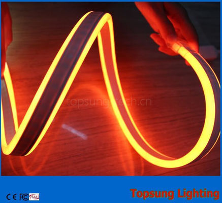 Incroyablement lumineux 24V double côté orange LED néon lumière flexible avec une haute qualité
