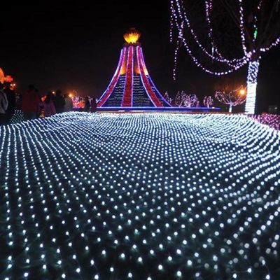 Vente à chaud 240V lumières de chaîne de Noël décoratives étanches à l'eau lumières de filet led