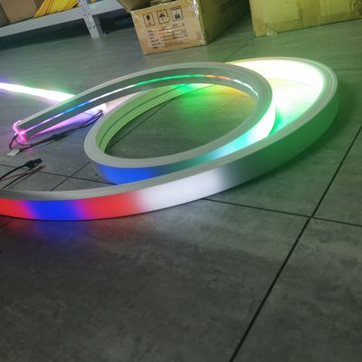 Topsung Lighting 24v Led Neon Strips Strips Flexible rgb rgbw silicone bande de corde de poursuite de tube de lumière 50x25mm
