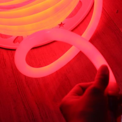 110V 220V 360 degrés lumineux LED ronde flexible corde au néon couleur rouge clair