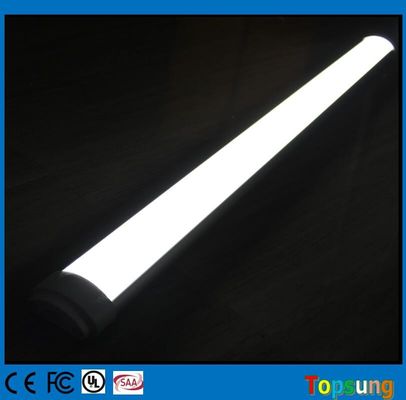 Lumière LED linéaire de haute qualité alliage d'aluminium avec couvercle PC imperméable à l'eau ip65 4pièces 40w tri-proof lumière LED à vendre