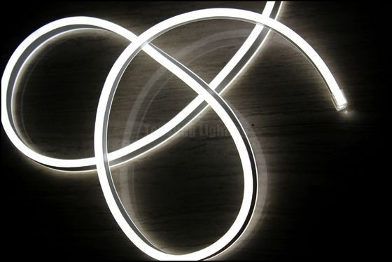 Lumière à corde de néon flexible à LED blanc froid 8,5*18mm panneau à néon double face Chine