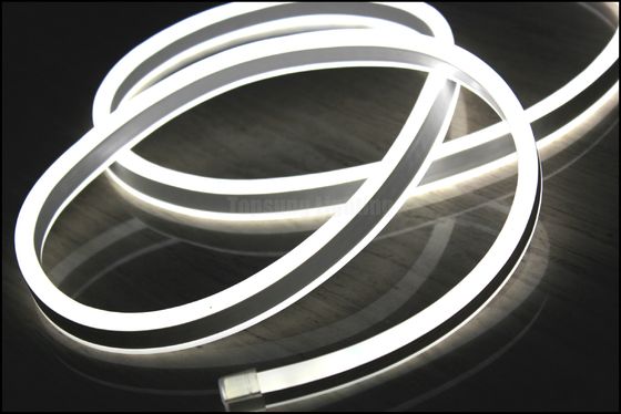 lumière néon à double face à LED blanc froid 6500k 8,5*18 mm à usage extérieur lumière néon flex 12v