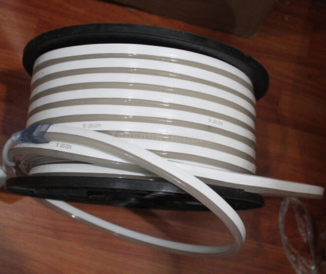 50m bobine anti-UV plein imperméable à l'eau IP68 LED flexible bande néon 24vsmd tube souple flexible jaune émettant mini 7 * 15mm