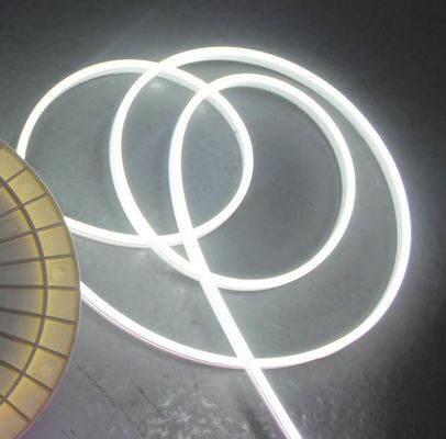 Super lumineux mini néonflex parfaite flexibilité LED néon flexible bande de corde 6x13mm 24v bande blanche