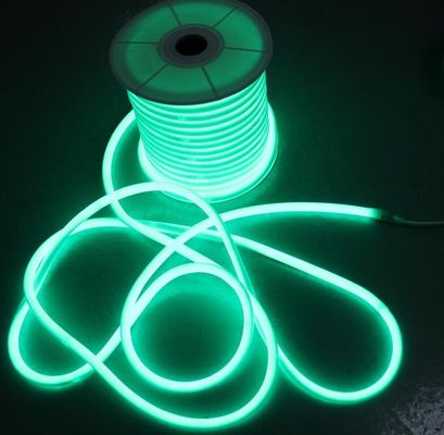 Lumière à bande de néon LED au silicium RGB DC24V bonne résistance à l'eau IP68 24V LED néon flexible