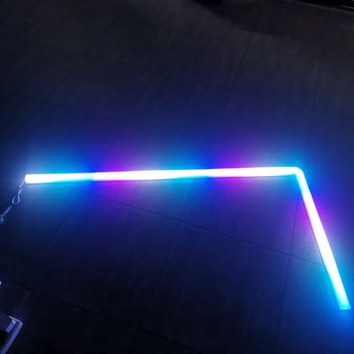 Tuya APP RGBIC LED linéaire Batten Smart Wall Light Sync de musique multicolore